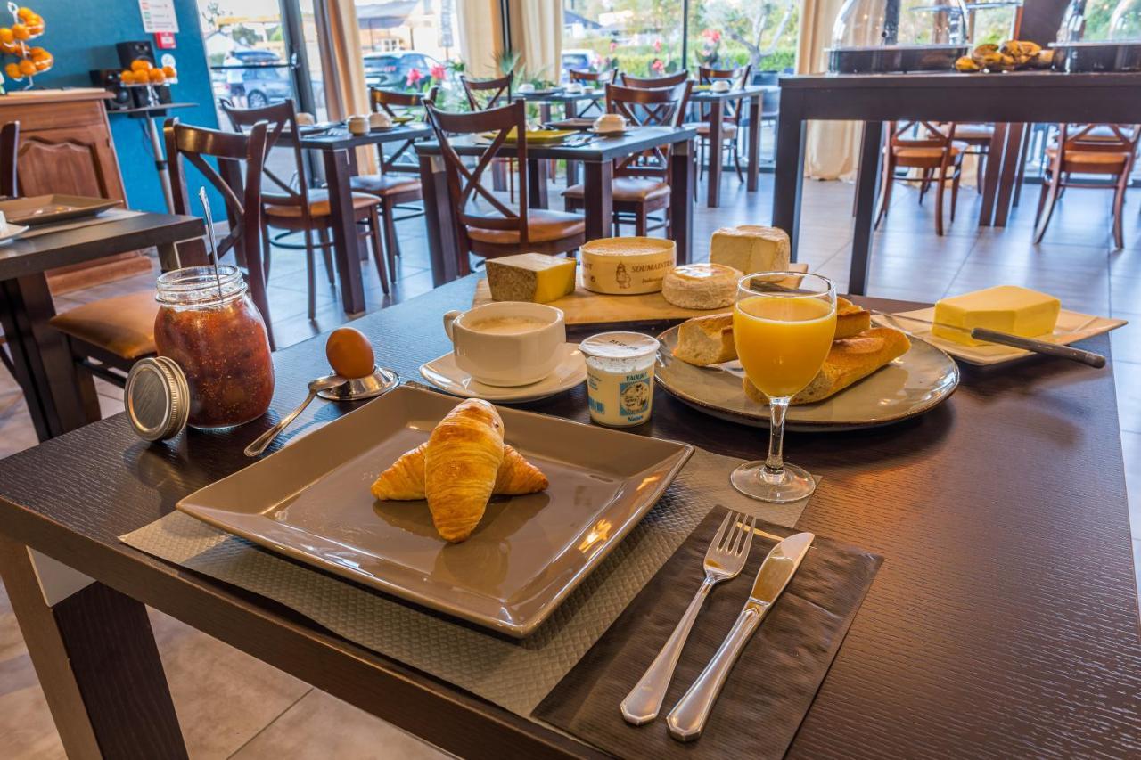 Logis Le Cadusia Hotel Chaource Kültér fotó