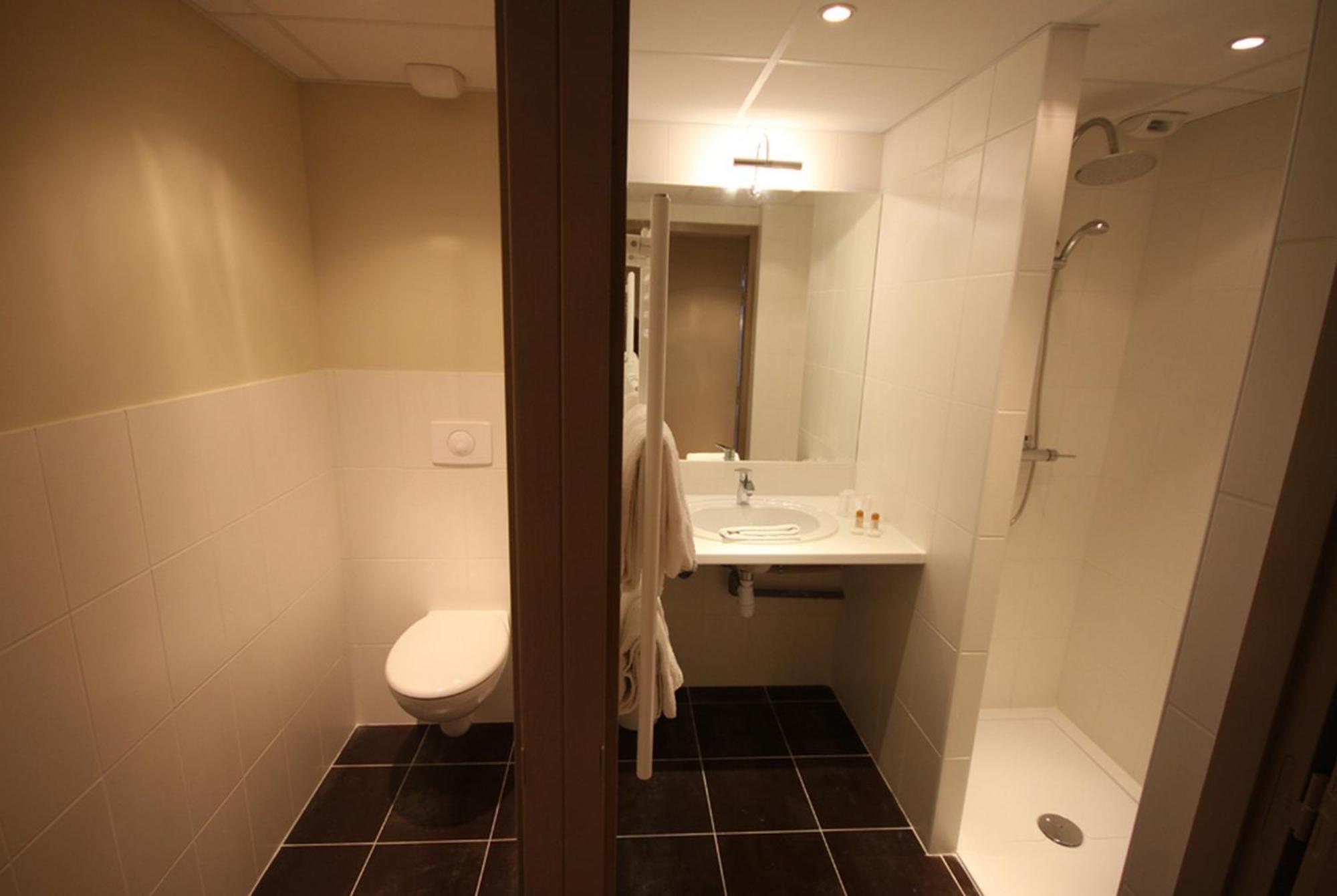 Logis Le Cadusia Hotel Chaource Kültér fotó