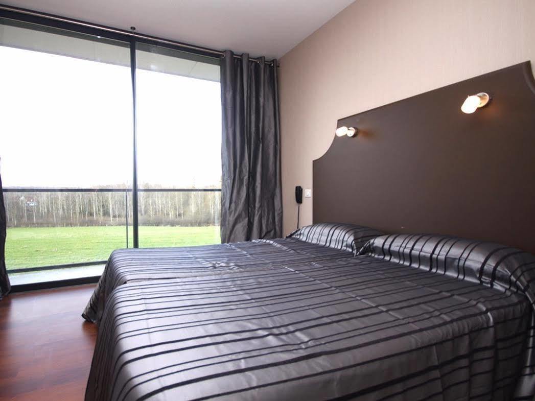 Logis Le Cadusia Hotel Chaource Kültér fotó